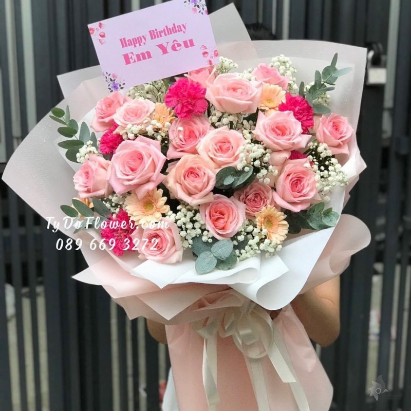 B122225 BÓ HOA CHÚC MỪNG SINH NHẬT