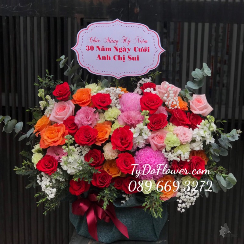 G122276 GIỎ HOA CHÚC MỪNG