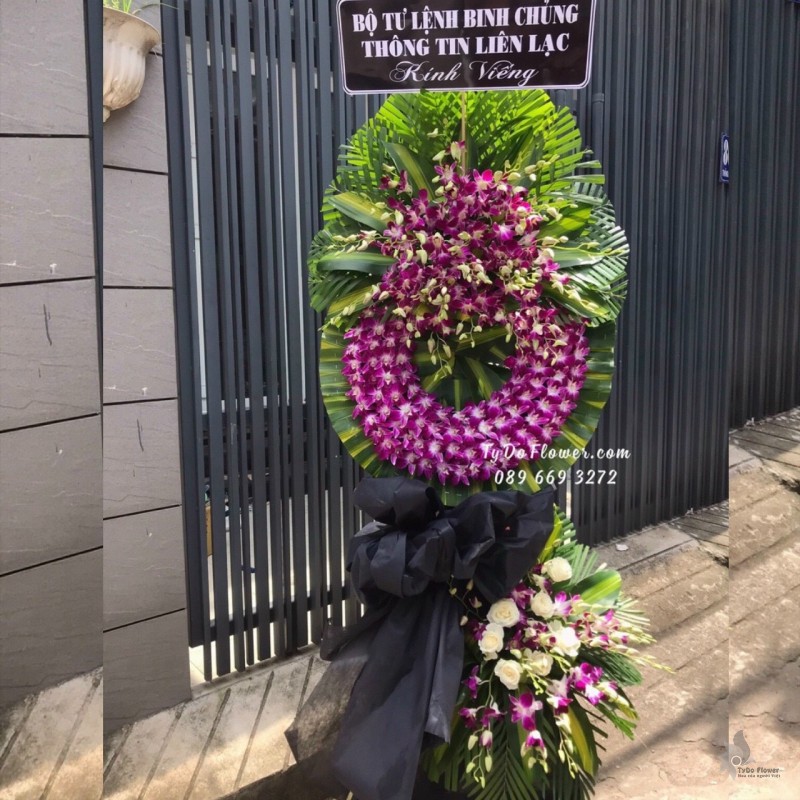 KCB1222107 KỆ HOA TANG HOA VIẾNG