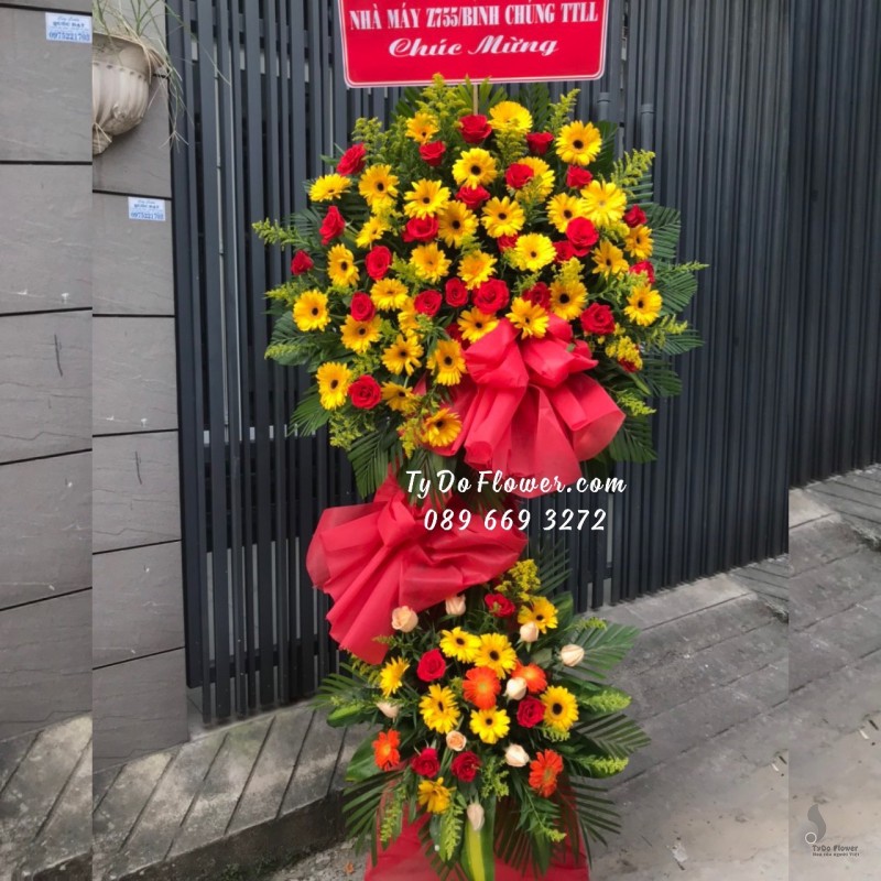 KCM1222145 KỆ HOA CHÚC MỪNG