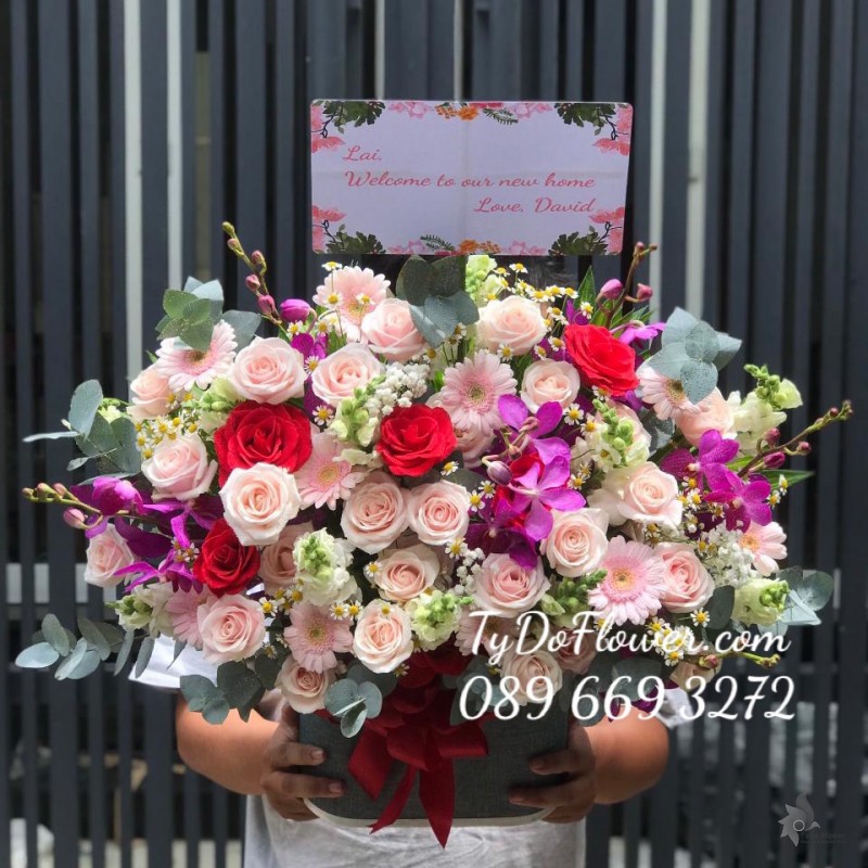 G1222146 GIỎ HOA CHÚC MỪNG