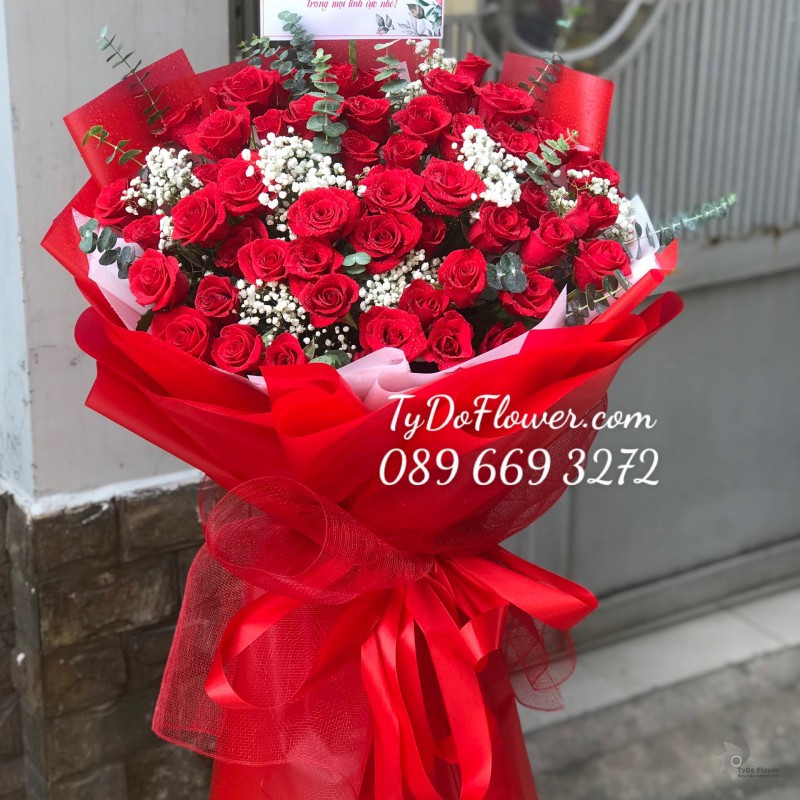 B1222150 BÓ HOA HỒNG ĐỎ BÓ HOA CHÚC MỪNG