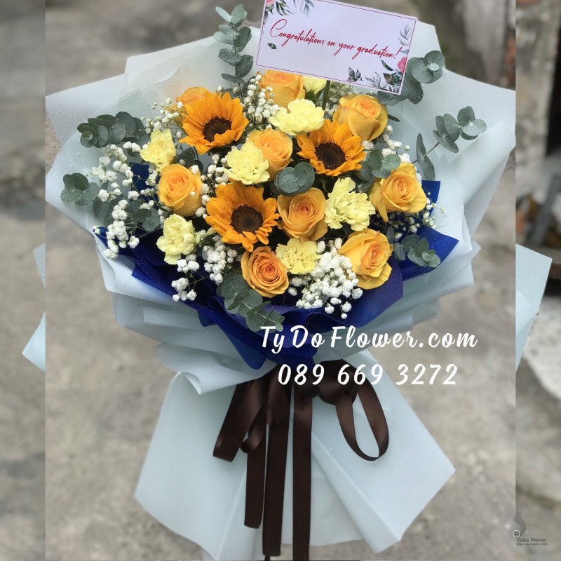 B0123179 BÓ HOA CHÚC MỪNG