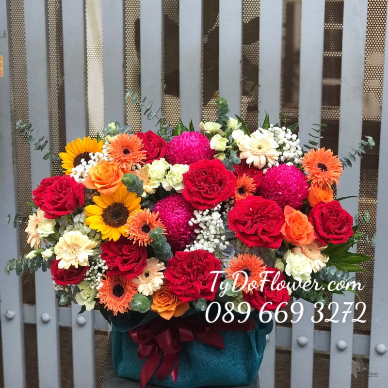 G0123194 GIỎ HOA CHÚC MỪNG