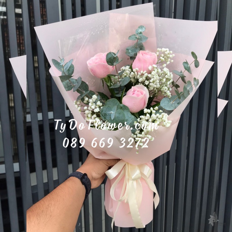 B0123195 BÓ HOA CHÚC MỪNG