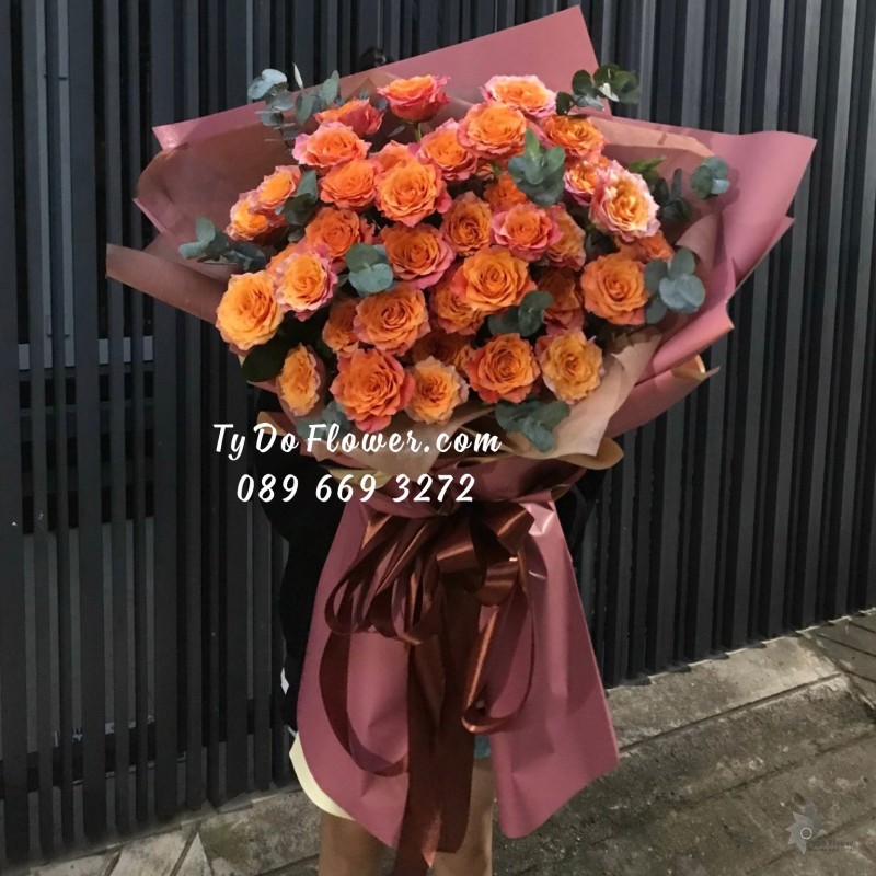 B0123205 BÓ HOA HỒNG CAM SPIRIT ROSES HOA CHÚC MỪNG