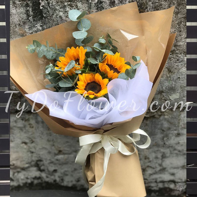 B0123222 BÓ HOA HƯỚNG DƯƠNG HOA CHÚC MỪNG