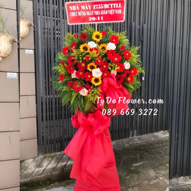 KCM0123238 KỆ HOA CHÚC MỪNG