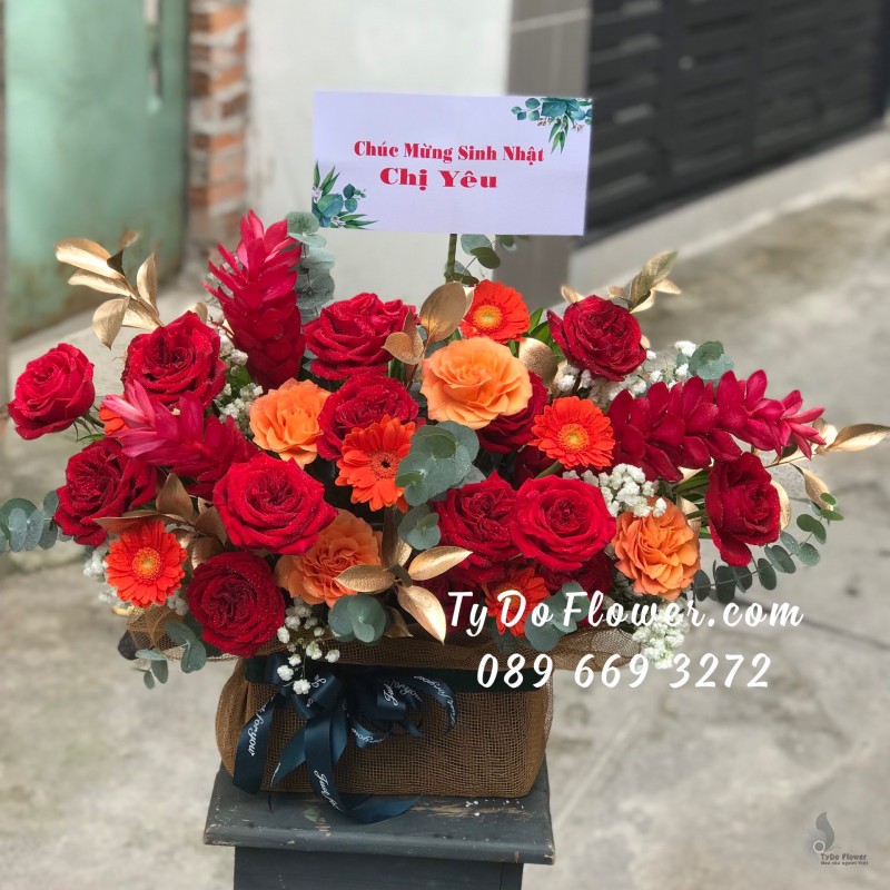 G0123250 GIỎ HOA CHÚC MỪNG SINH NHẬT