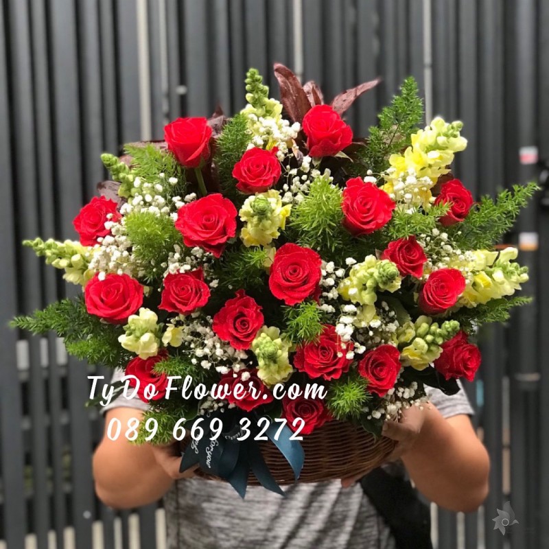 G0123285 GIỎ HOA CHÚC MỪNG