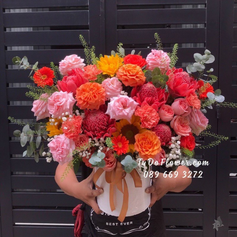 G0323311 GIỎ HOA CHÚC MỪNG