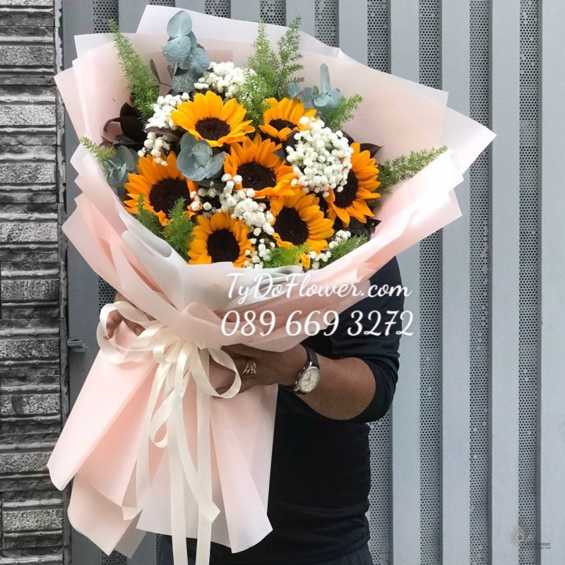 B0323318 BÓ HOA HƯỚNG DƯƠNG HOA CHÚC MỪNG