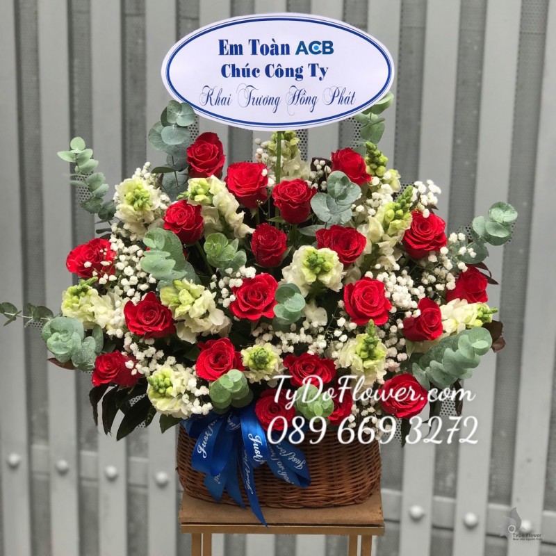GIỎ HOA HỒNG ĐỎ HOA CHÚC MỪNG