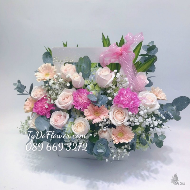 GIỎ HOA CHÚC MỪNG