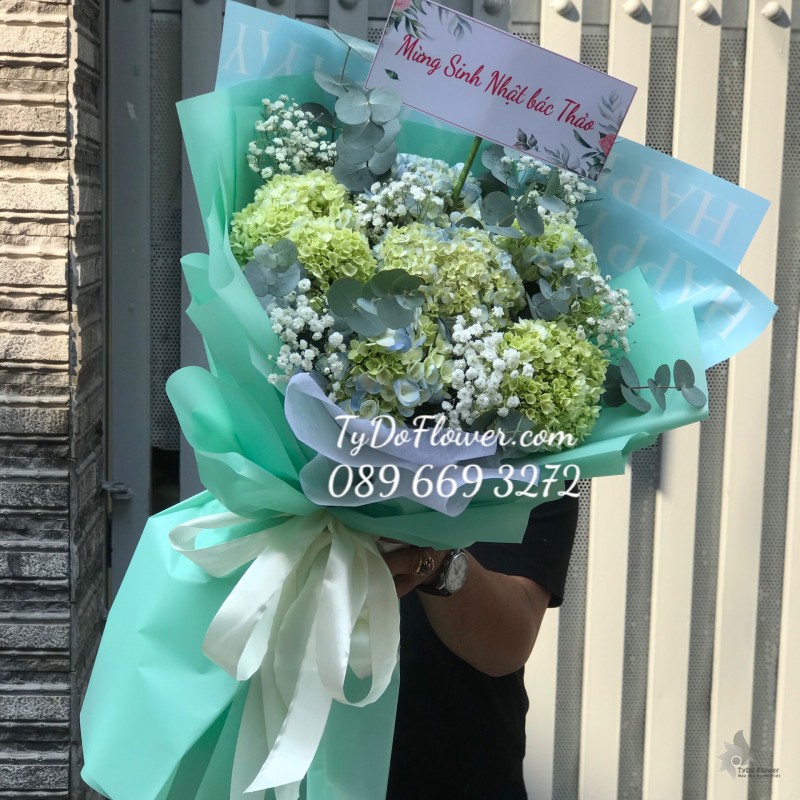 B0323380 BÓ HOA CẨM TÚ CẦU HOA CHÚC MỪNG SINH NHẬT