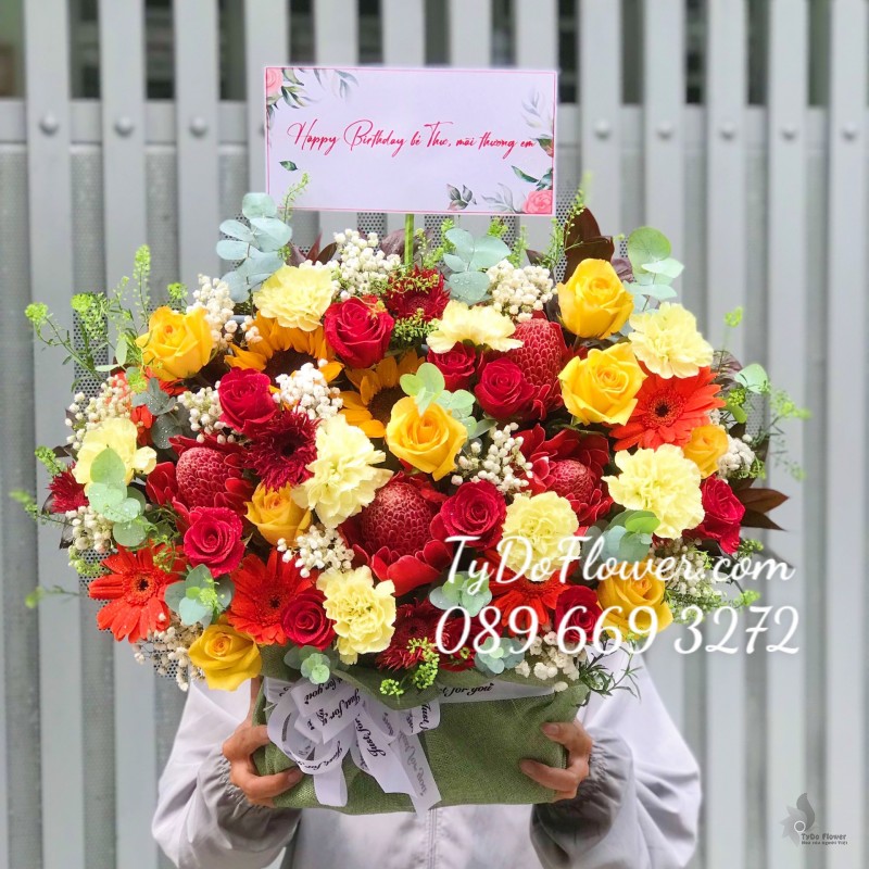 G0323404 GIỎ HOA CHÚC MỪNG SINH NHẬT