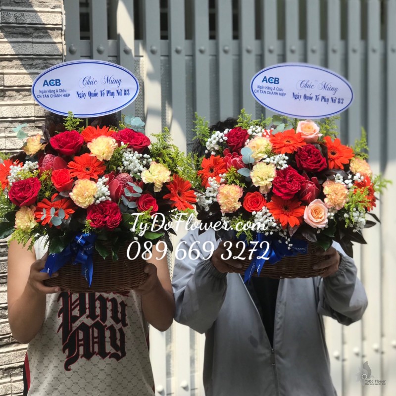 GIỎ HOA CHÚC MỪNG