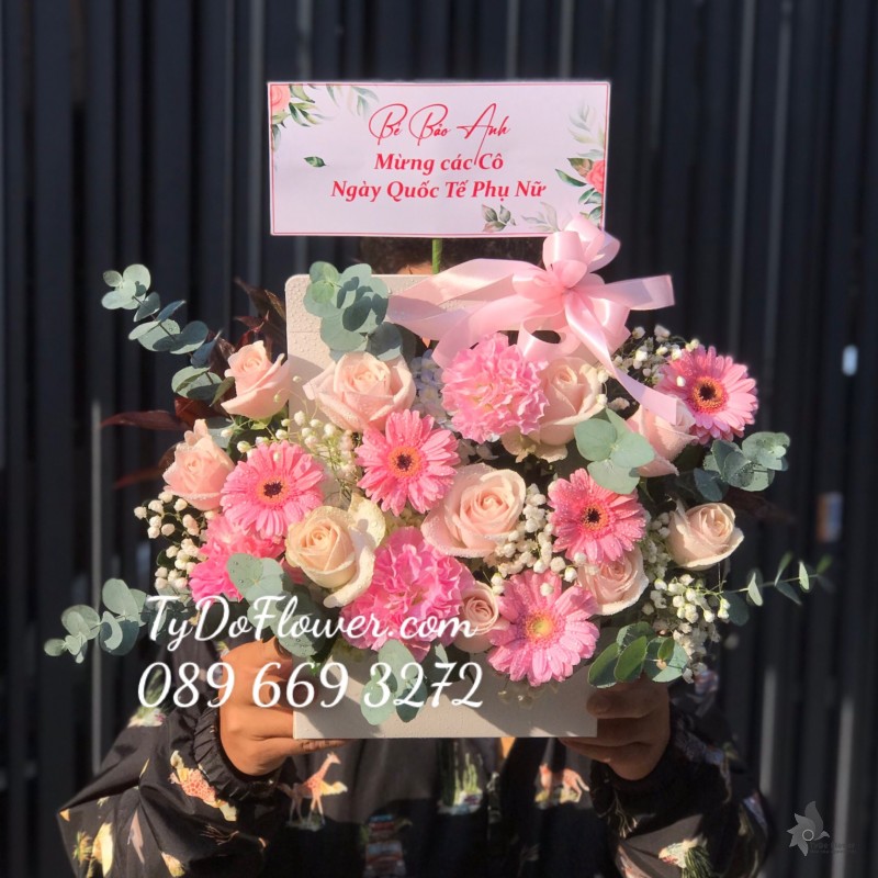 GIỎ HOA CHÚC MỪNG