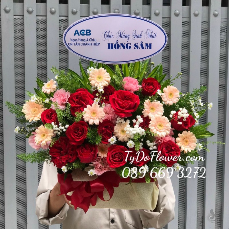 G0423531 GIỎ HOA CHÚC MỪNG SINH NHẬT