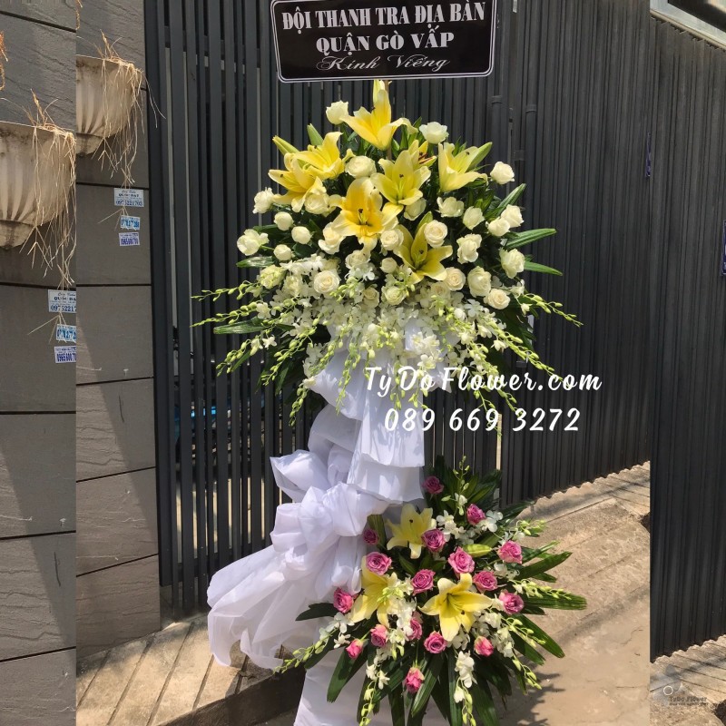 KCB0423551 KỆ HOA TANG LỄ VÒNG HOA CHIA BUỒN