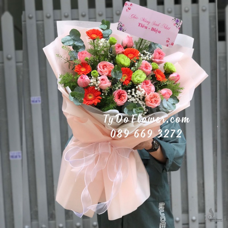 B0423558 BÓ HOA CHÚC MỪNG SINH NHẬT