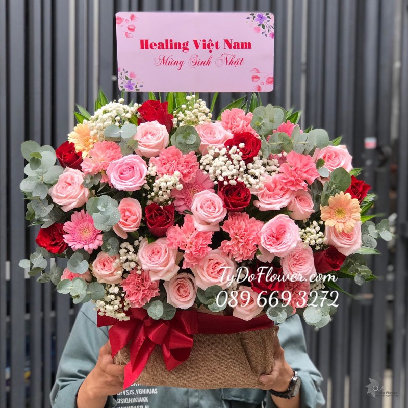 G0423561 GIỎ HOA CHÚC MỪNG SINH NHẬT