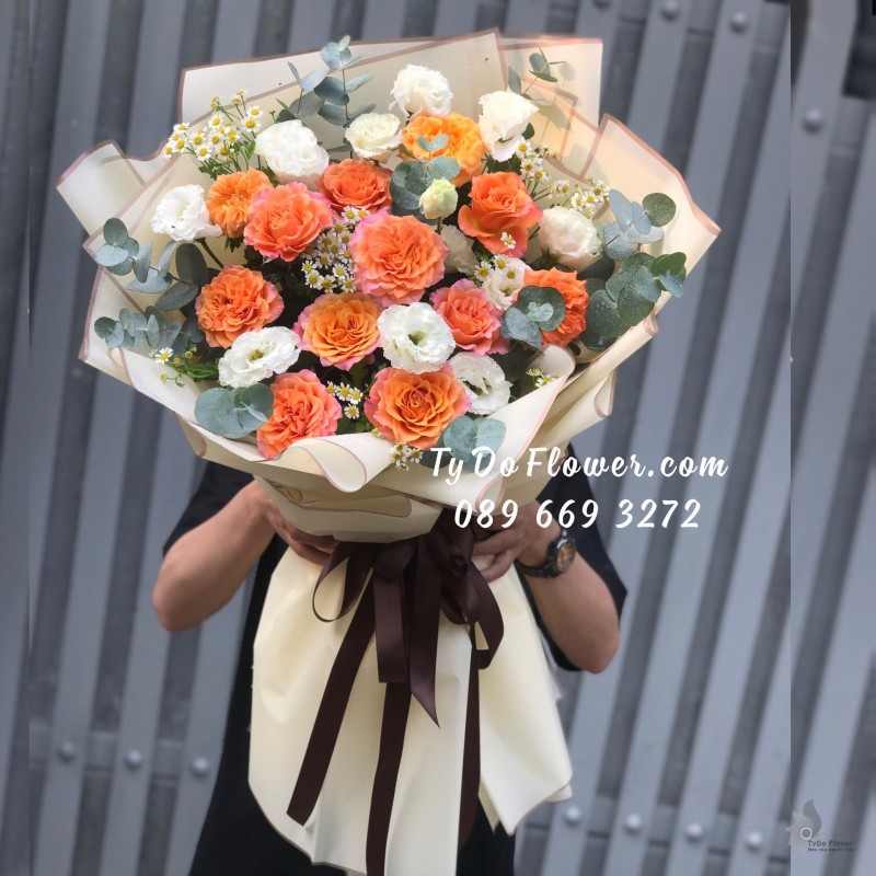 B0423566 BÓ HOA HỒNG CAM SPIRIT ROSES Hoa Chúc Mừng