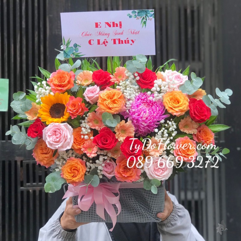 G0423571 GIỎ HOA CHÚC MỪNG SINH NHẬT