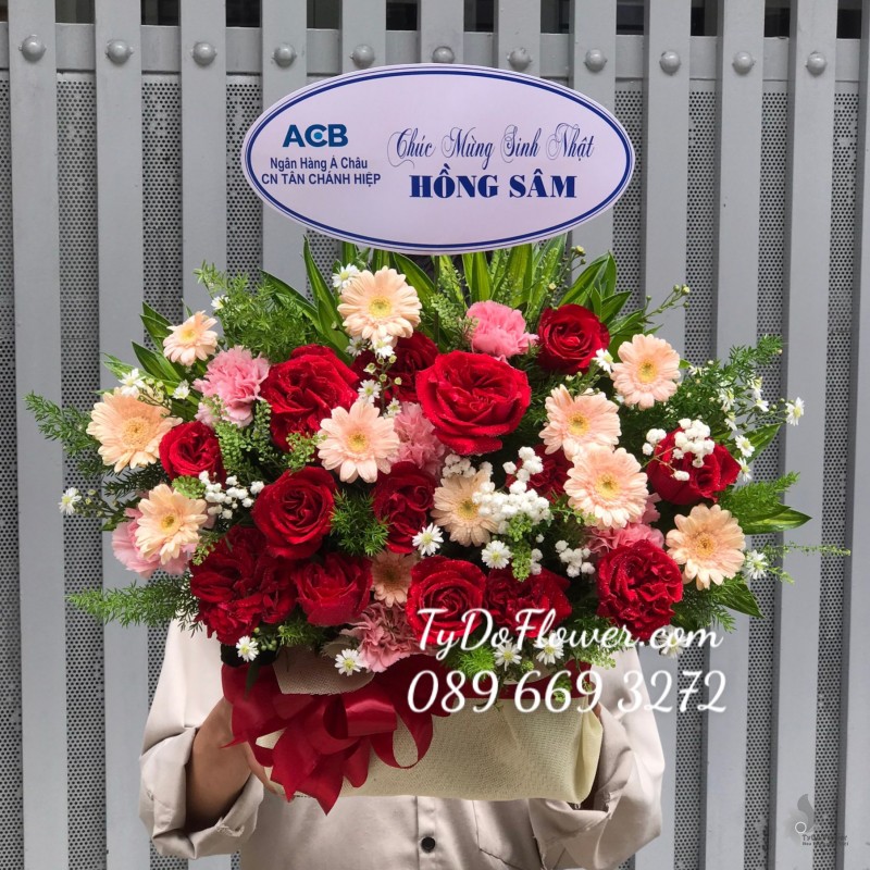 G0423583 GIỎ HOA CHÚC MỪNG SINH NHẬT