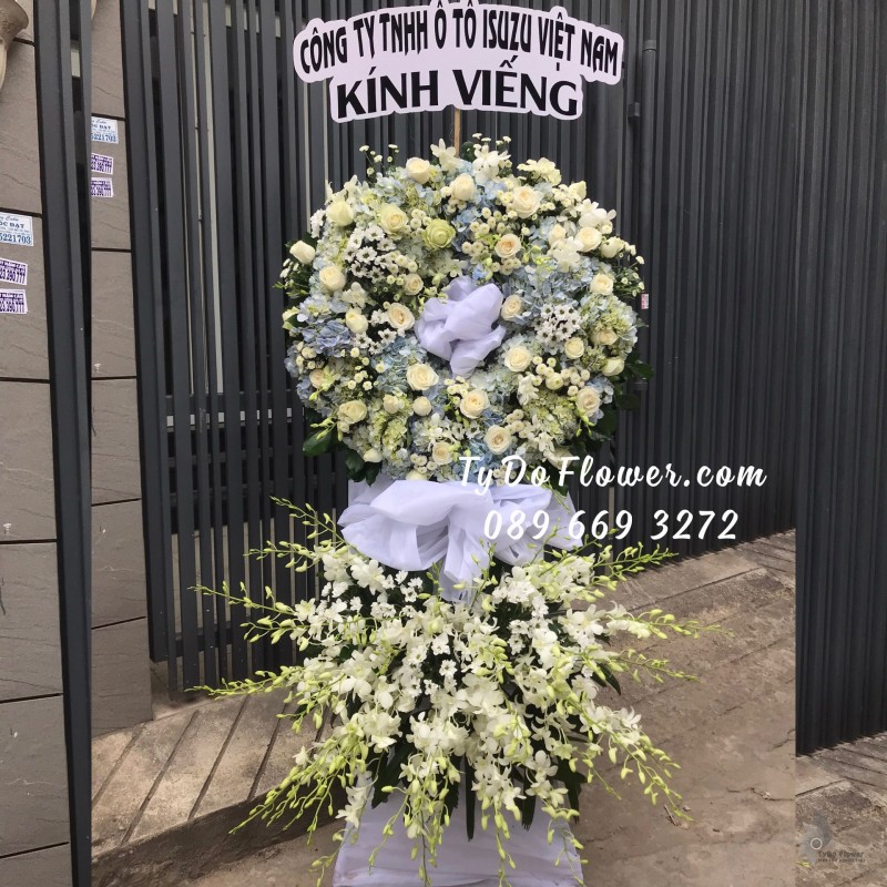 KCB0423596 KỆ HOA TANG LỄ VÒNG HOA CHIA BUỒN