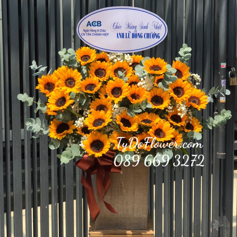 G0523606 GIỎ HOA HƯỚNG DƯƠNG Hoa Chúc Mừng Sinh Nhật