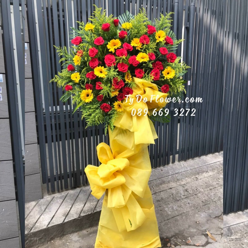 KCM0523602 KỆ HOA CHÚC MỪNG