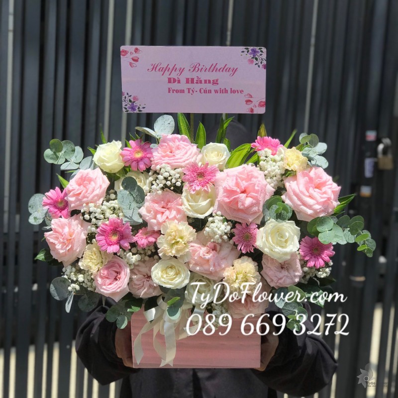 G0523616 GIỎ HOA CHÚC MỪNG SINH NHẬT