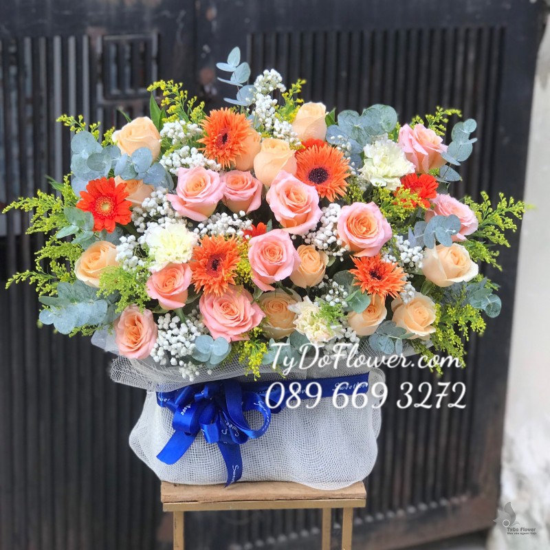 G0523619 GIỎ HOA CHÚC MỪNG