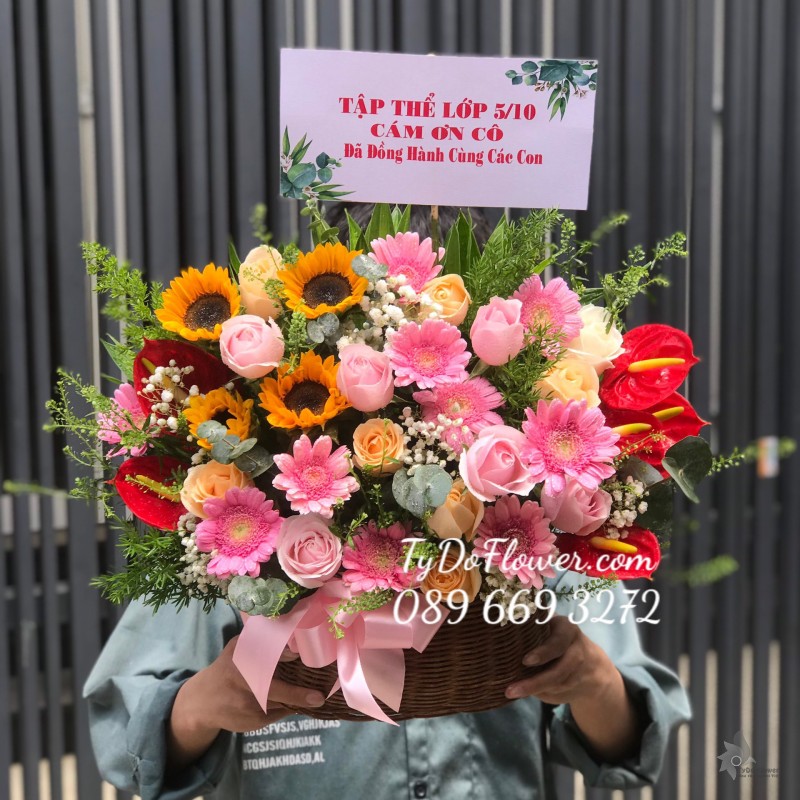 GIỎ HOA CHÚC MỪNG CÁM ƠN THẦY CÔ