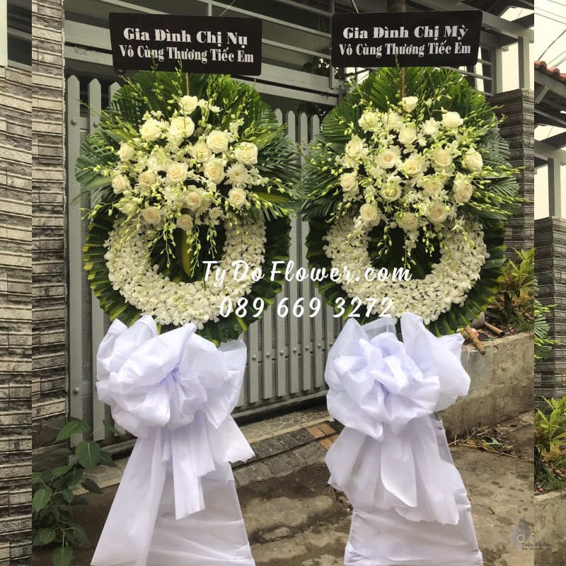 KCB0523672 KỆ HOA TANG LỄ VÒNG HOA CHIA BUỒN Vô Cùng Thương Tiếc