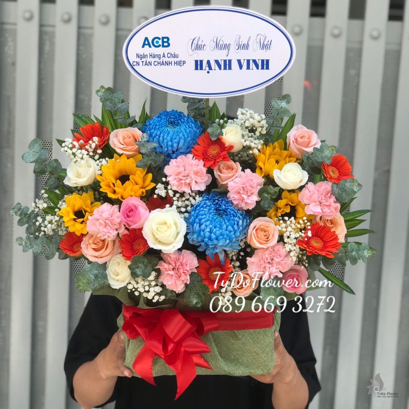 G0623701 GIỎ HOA CHÚC MỪNG SINH NHẬT