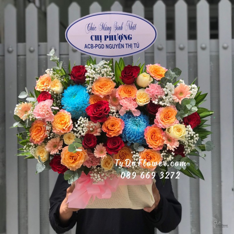 G0623704 GIỎ HOA CHÚC MỪNG SINH NHẬT