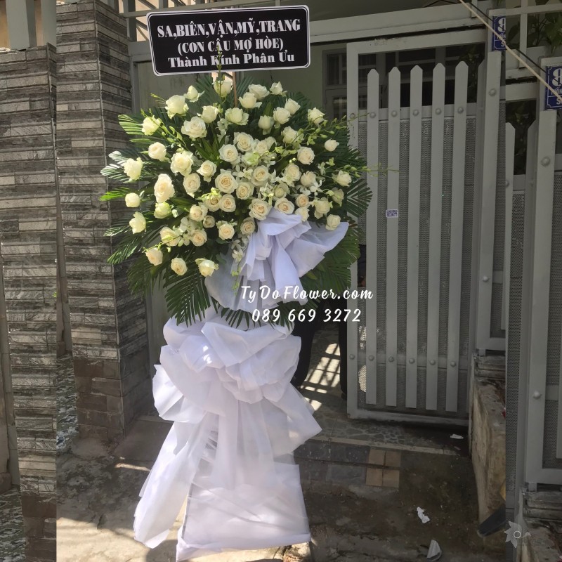 KCB0623731 KỆ HOA TANG LỄ VÒNG HOA CHIA BUỒN Thành Kính Phân Ưu