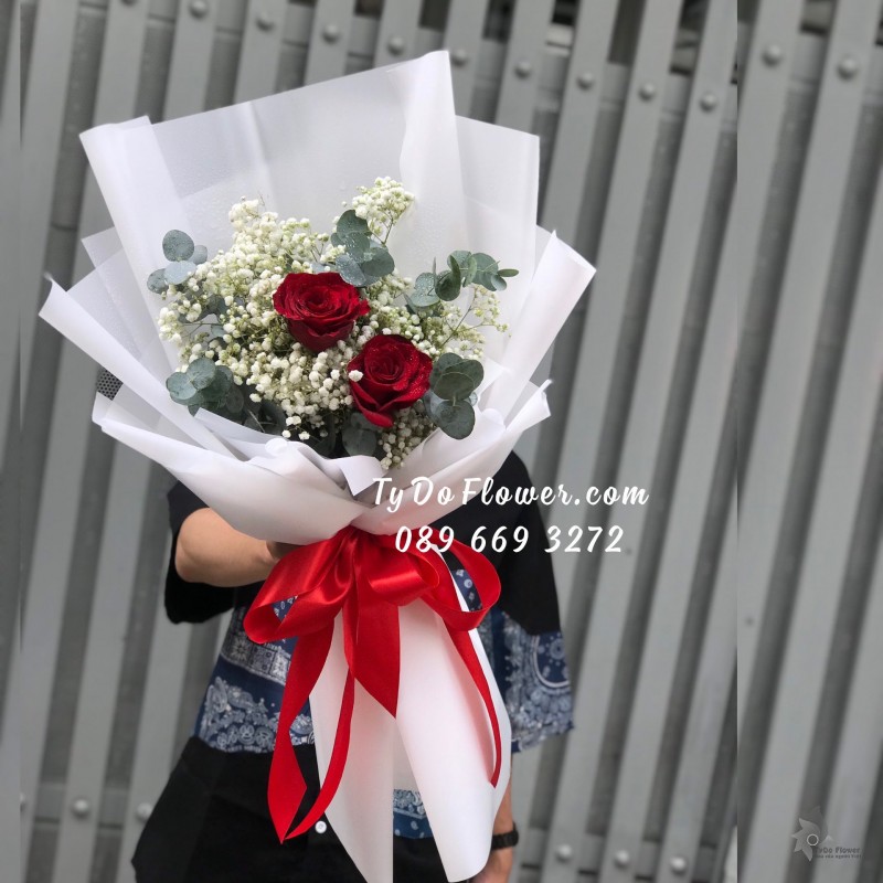 B0623733 BÓ HOA HỒNG ĐỎ ECUADOR ROSES mix HOA BABY Hoa Chúc Mừng ừ