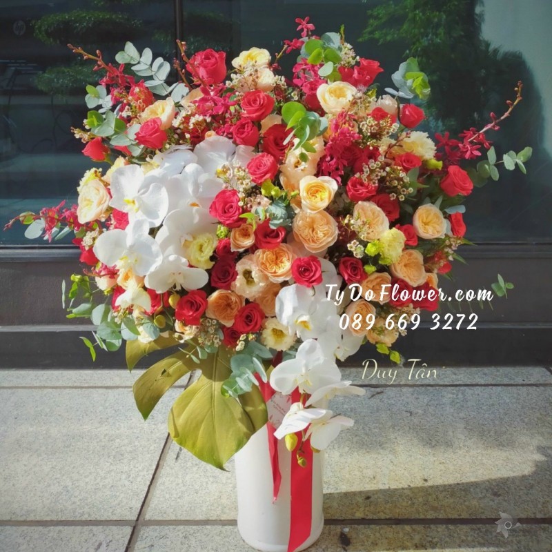 BI0623741 BÌNH HOA CHÚC MỪNG