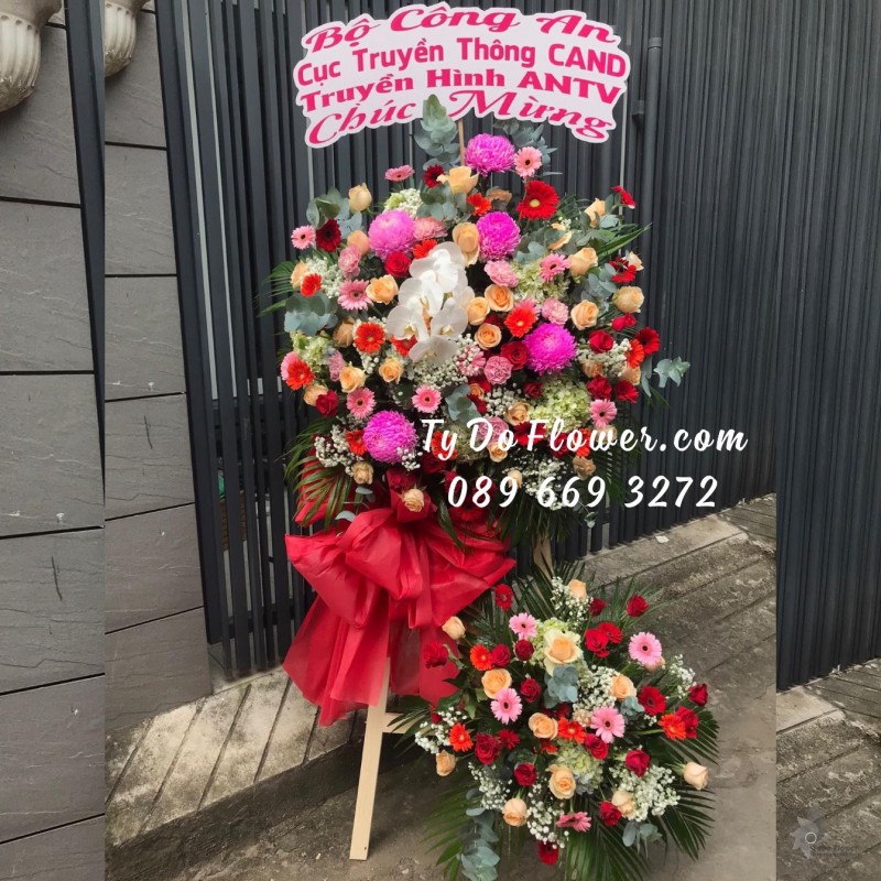 KCM0623751 KỆ HOA CHÚC MỪNG