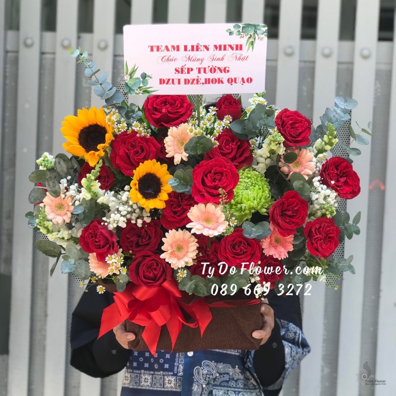 GIỎ HOA CHÚC MỪNG SINH NHẬT SẾP