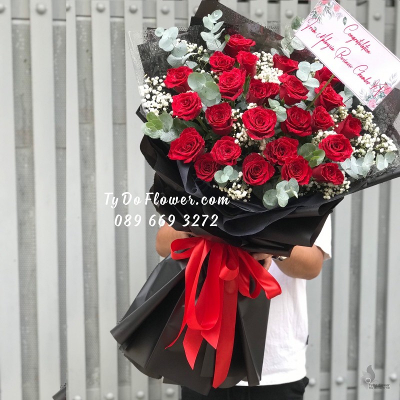 B0723840 BÓ HOA HỒNG ĐỎ ECUADOR RED ROSES Hoa Chúc Mừng Sinh Nhật