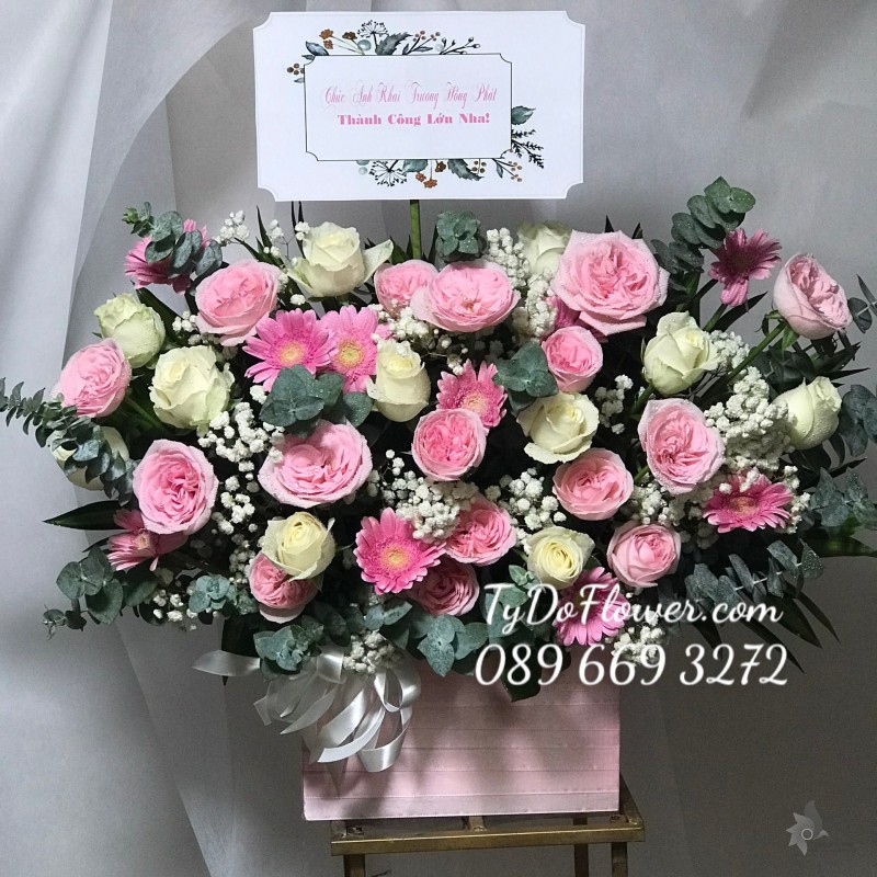 G0823860 GIỎ HOA HỒNG PINK OHARA mix HOA HỒNG TRẮNG Hoa Chúc Mừng Khai Trương