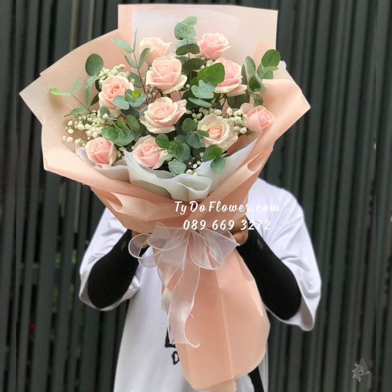 B0823893 BÓ HOA HỒNG KEM Hoa Chúc Mừng