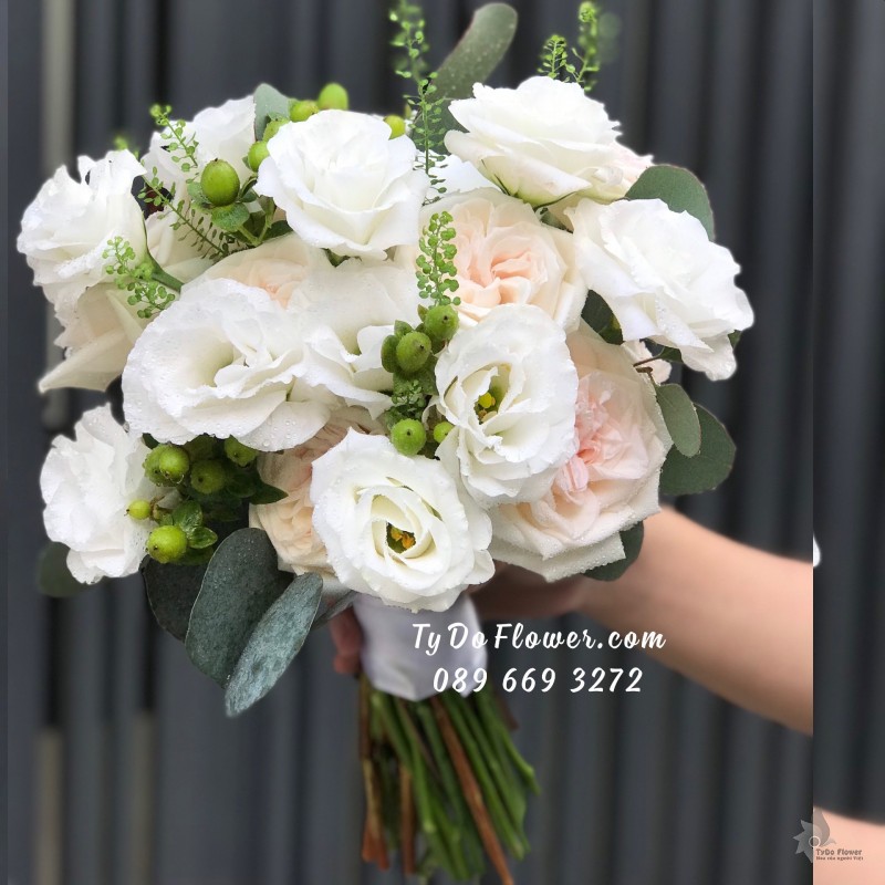 B0823919 BÓ HOA CƯỚI Hoa Cầm Tay Cô Dâu