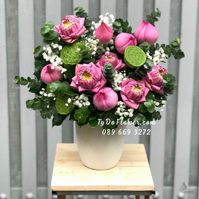 BI09231007 BÌNH HOA SEN HỒNG Hoa Dâng Lễ