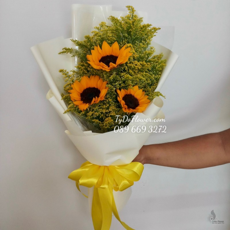 B09231044 BÓ HOA CHÚC MỪNG thiết kế Hoa Hướng Dương mix Hoa Hoàng Anh