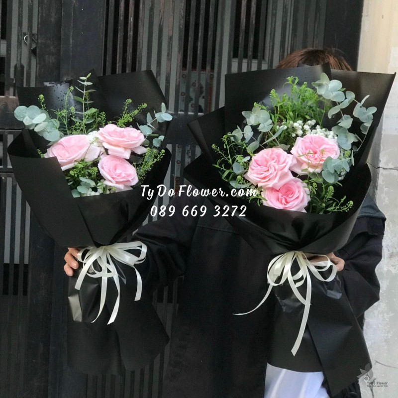 B11231135 BÓ HOA CHÚC MỪNG thiết kế hoa hồng ngoại Ohara Pink Roses